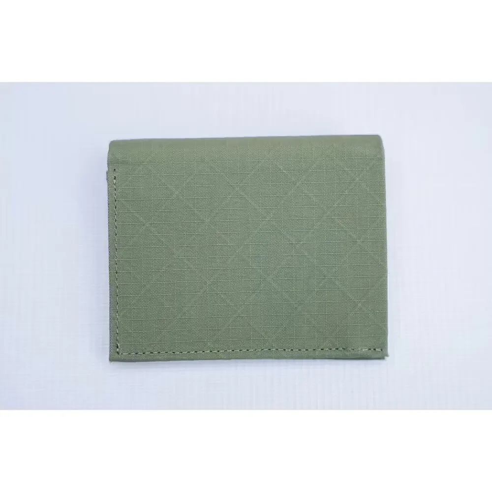 NWT Alpaka ARK Bifold Cash Wallet Green Axogrid 210D RFID Protection